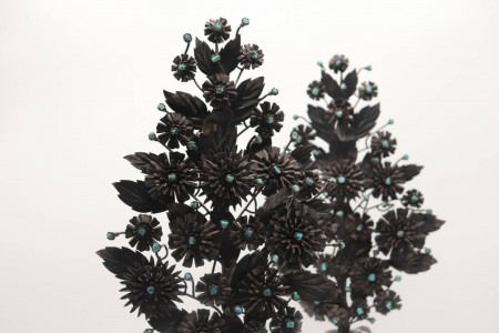 Par de palmitos em prata com flores cravejadas com turquesas em prata recortada